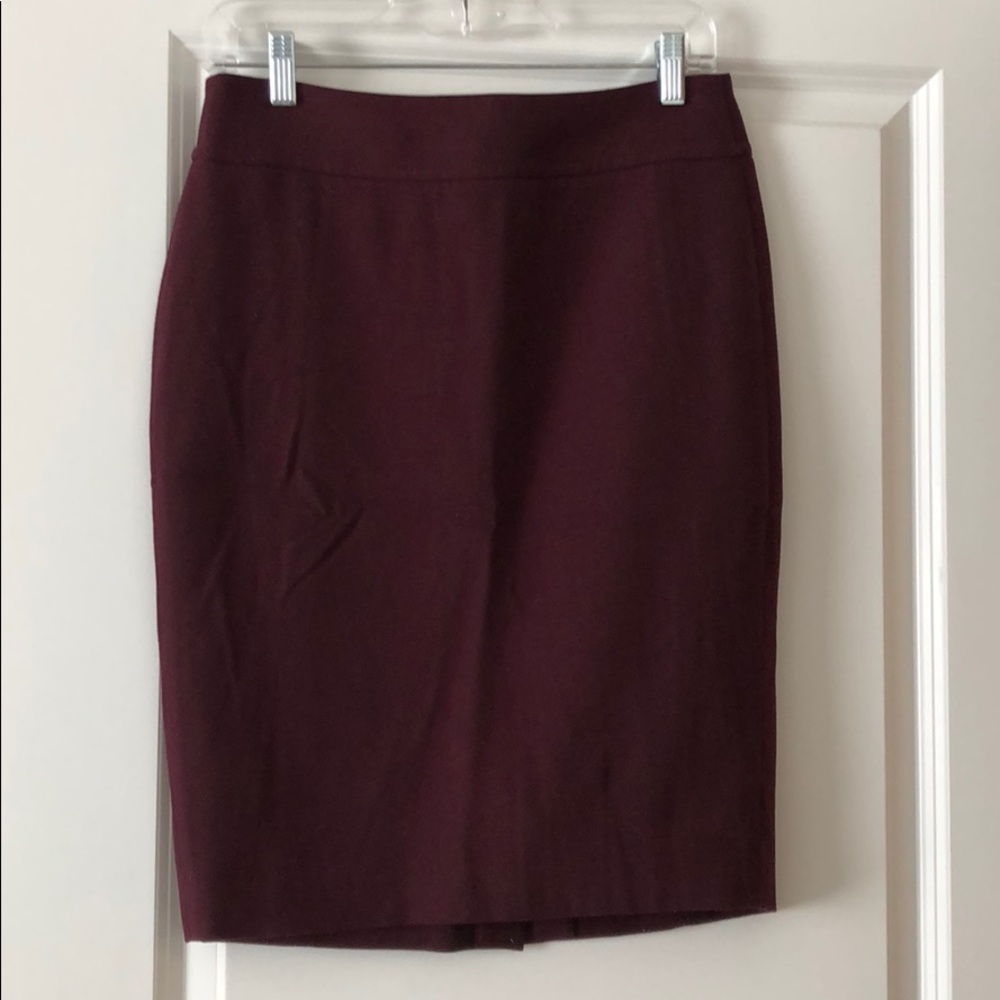 Loft pencil skirt